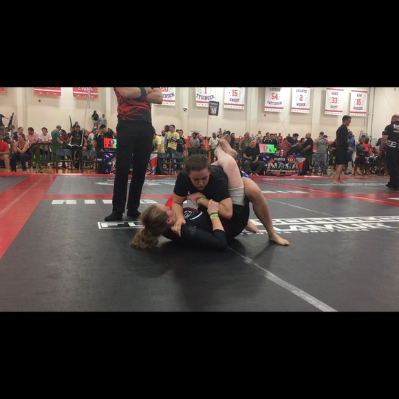 Meet your Posher, Cheyenne - Picture 2 of 3